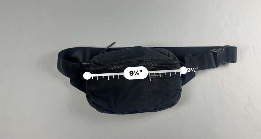 Lululemon Black Everywhere Belt Bag Crossbody Waist Pack Adjustable Strap - Picture 4 of 4